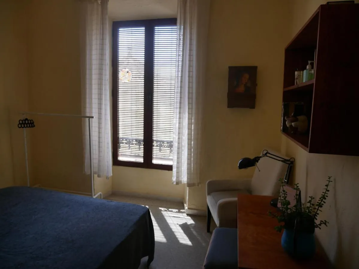 Artistic And Spacious Apartment Alora