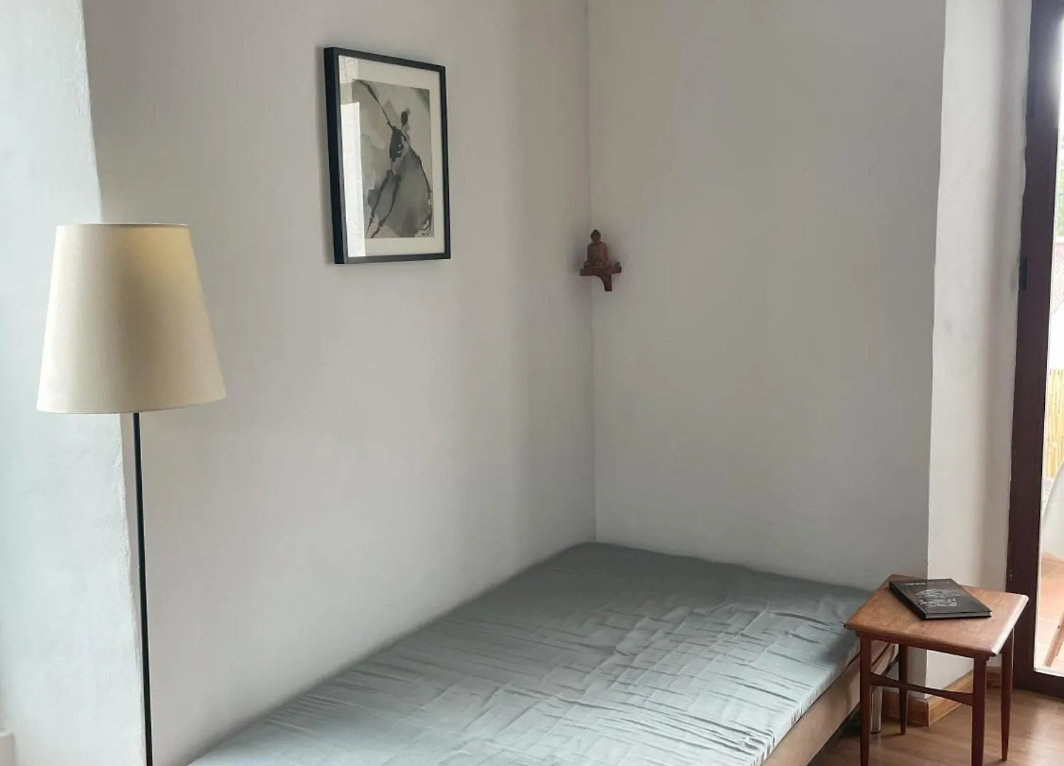 Artistic And Spacious Apartment 알로라 0*,